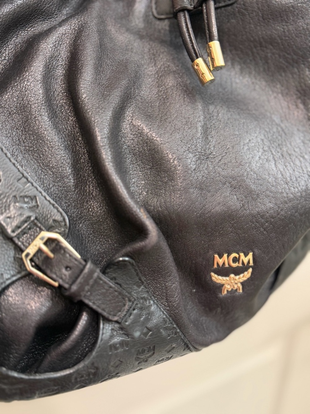 MCM Black Leather Monogram Drawstring Hobo with Gold Hardware - Picture 3 of 15